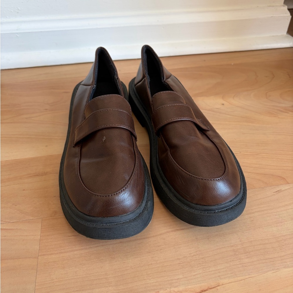 Women’s Brown Leather Slip-On Loafers